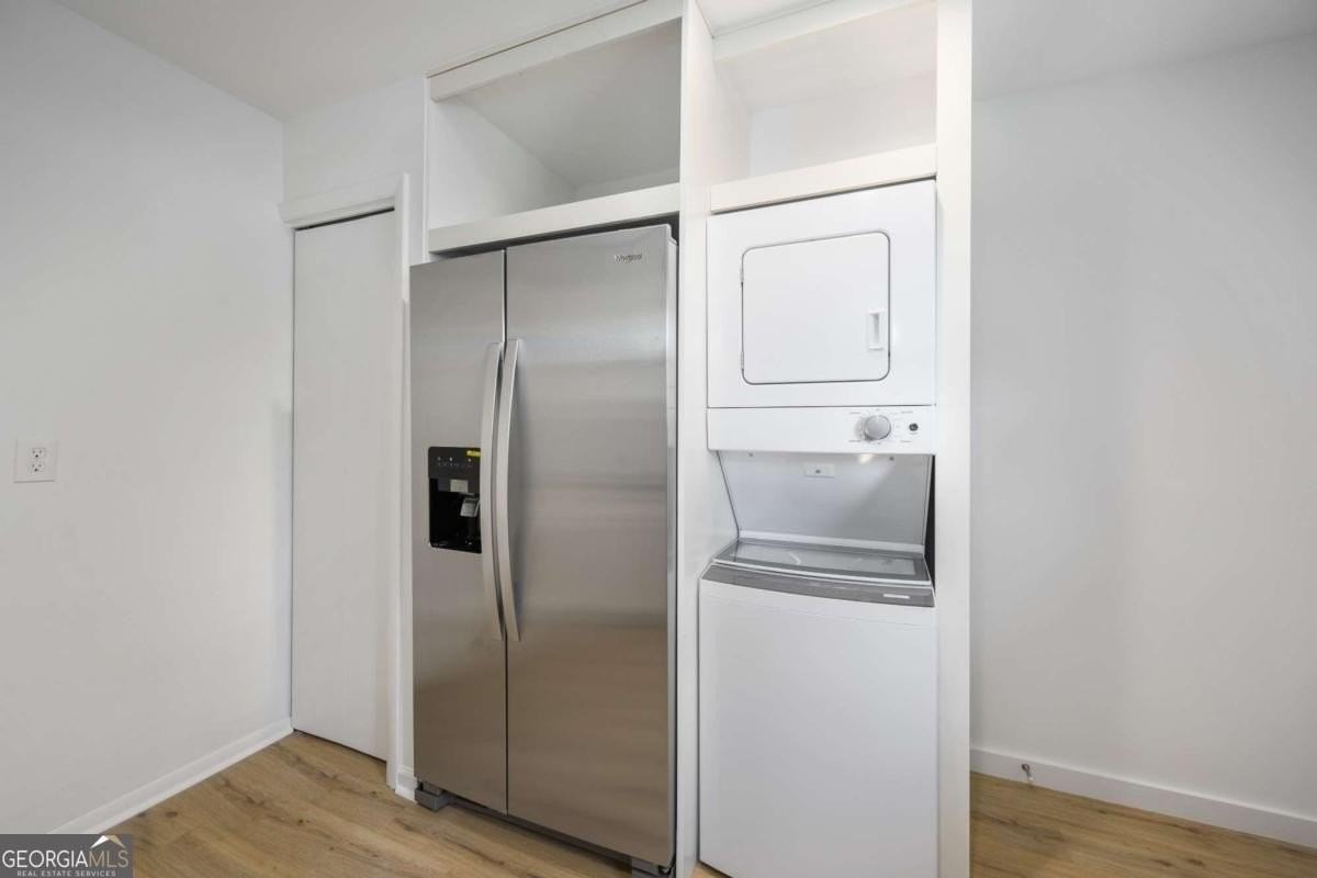 1170 Greenwich St Sw #3 - Photo 7 of 22