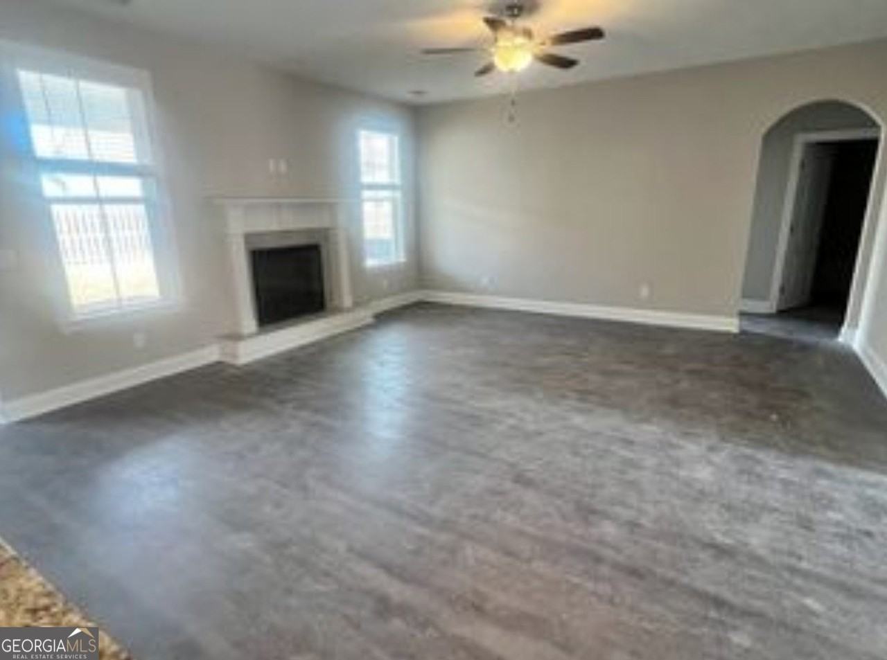 135 Sams Dr - Photo 6 of 24