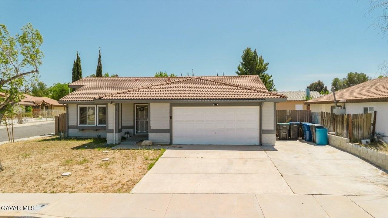 4636 Blue Ridge Ave - Photo 2 of 42