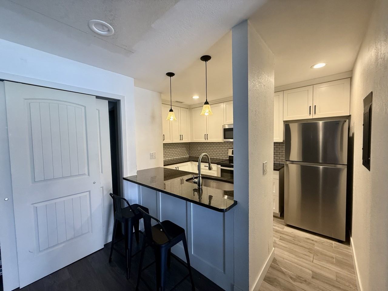 110 S 800 E #1 - Photo 3 of 22