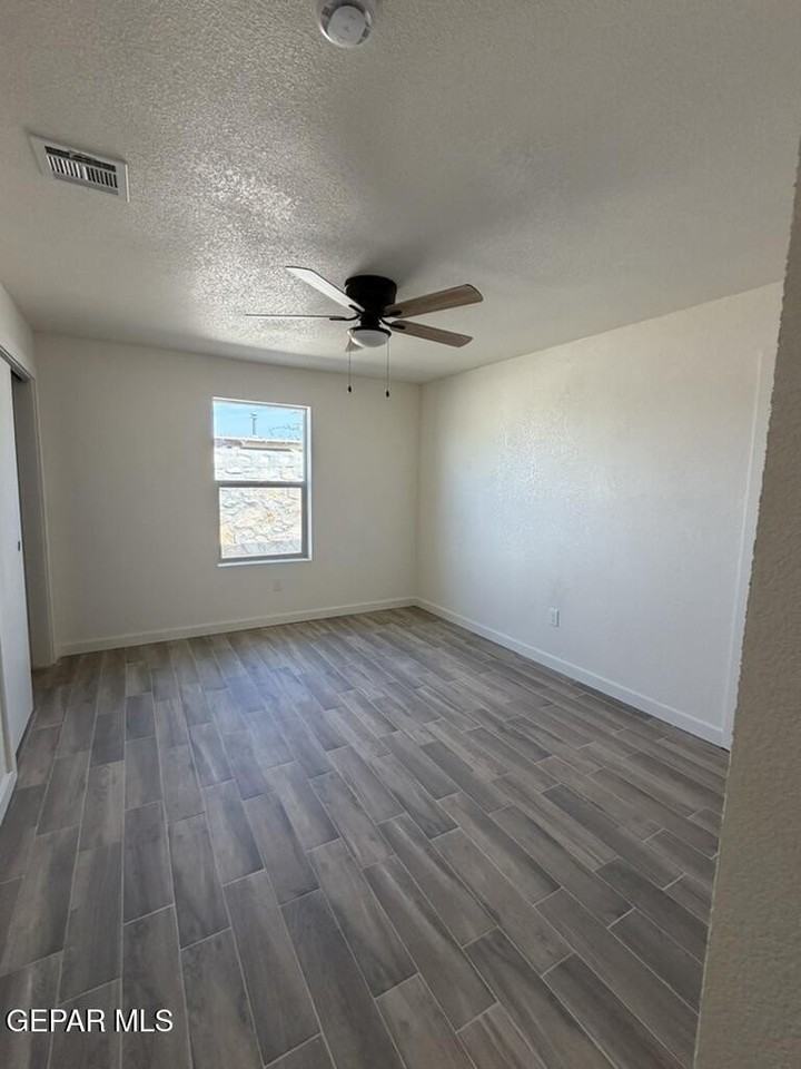 102 Chama Ln #A - Photo 6 of 16