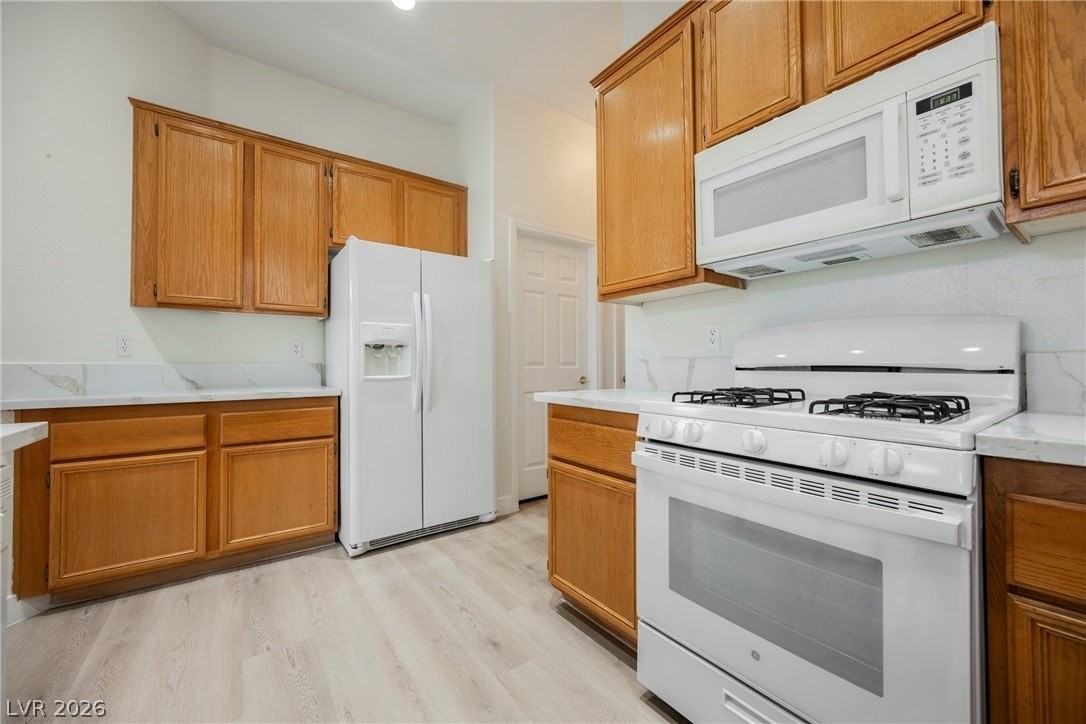 9716 Panorama Cliff Dr - Photo 5 of 44