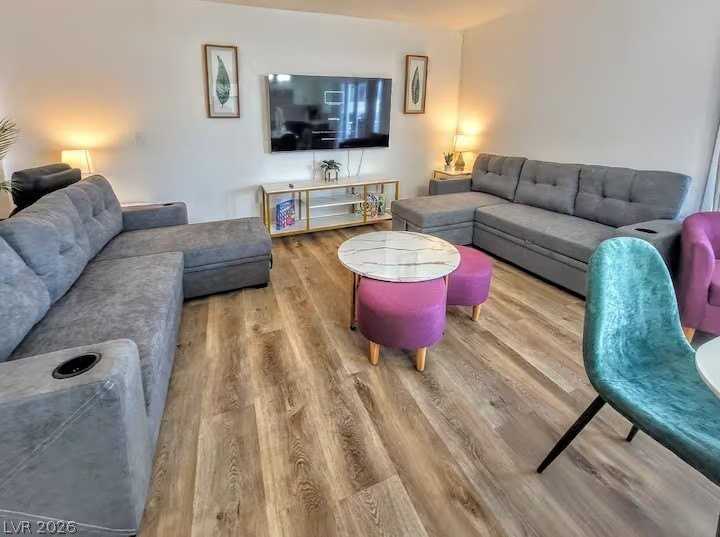 3113 Black Forest Dr - Photo 3 of 29