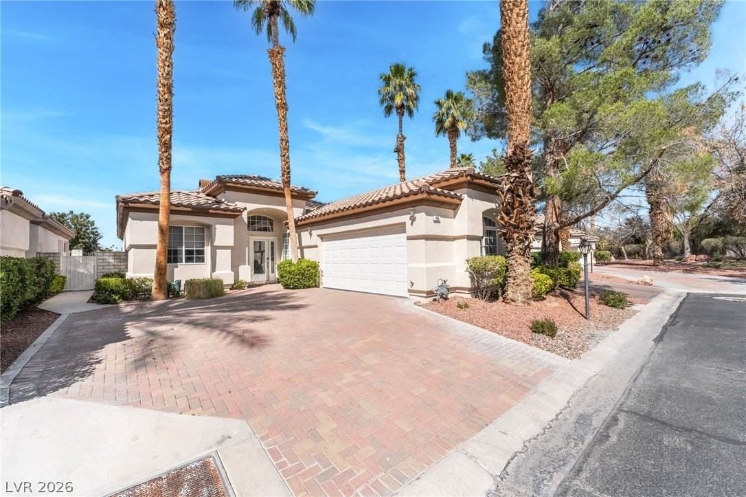 485 Indigo Springs St - Photo 6 of 50