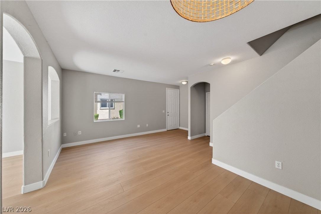 6321 Blowing Sky St #3 - Photo 5 of 38