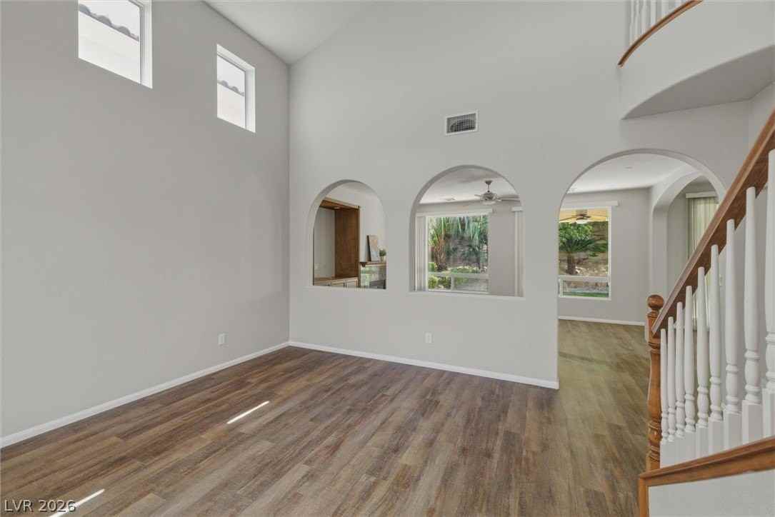 557 Tecate Valley St - Photo 5 of 32