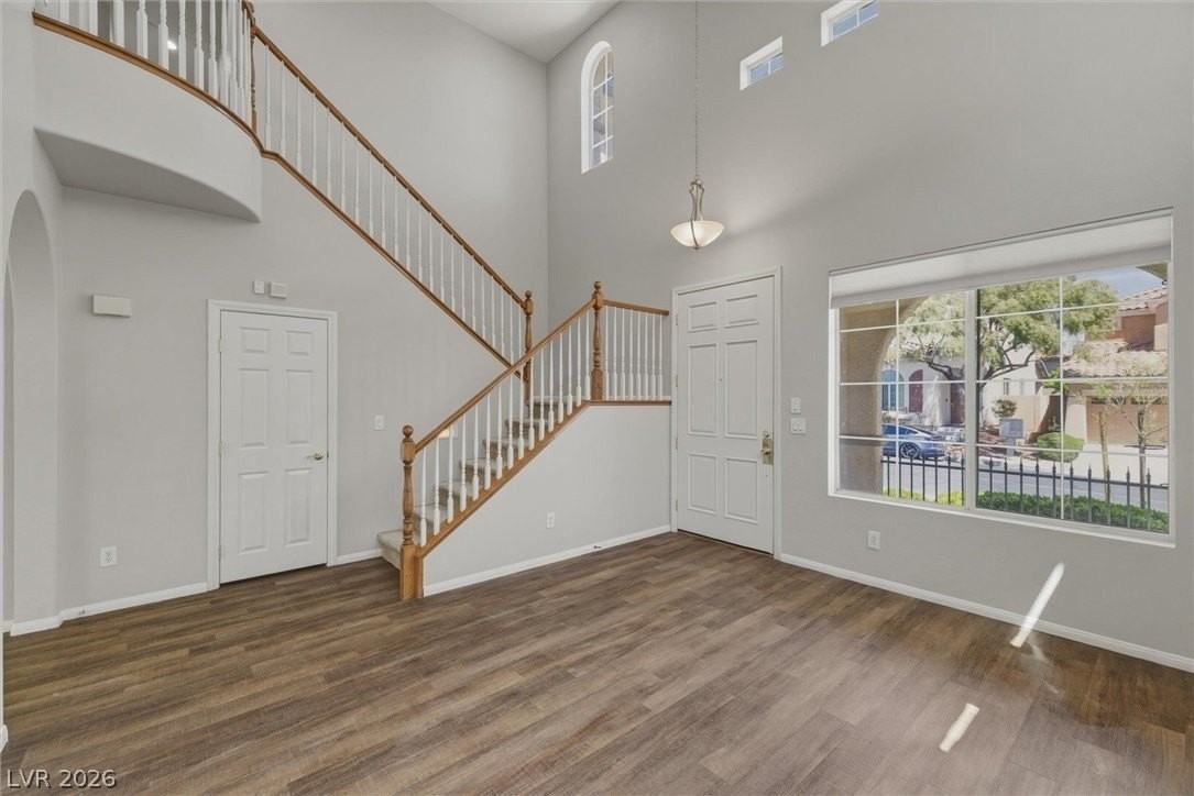 557 Tecate Valley St - Photo 6 of 32