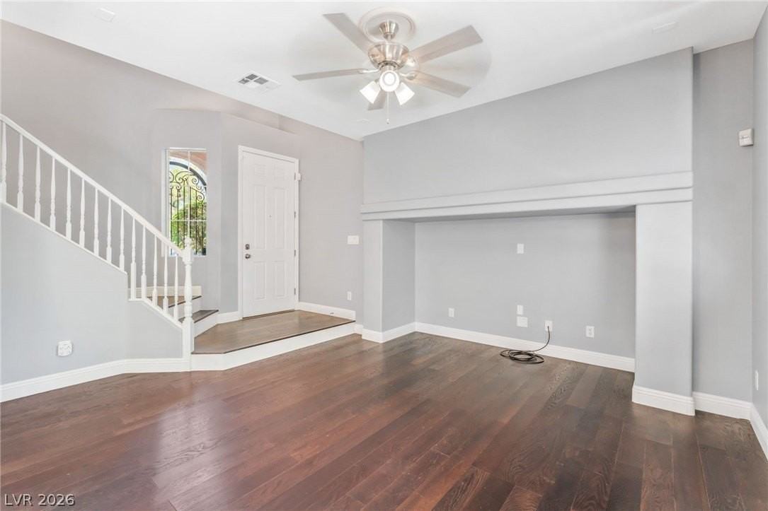 9477 Perennial View Ave - Photo 4 of 22