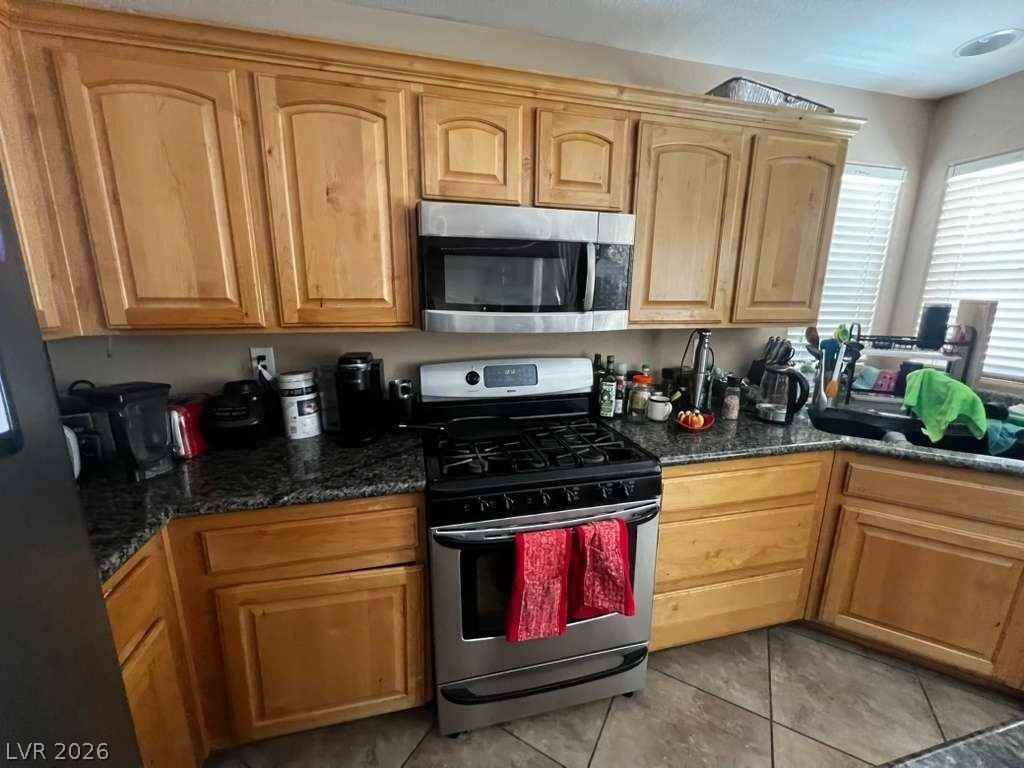 5239 Andreas Canyon Ct - Photo 5 of 20