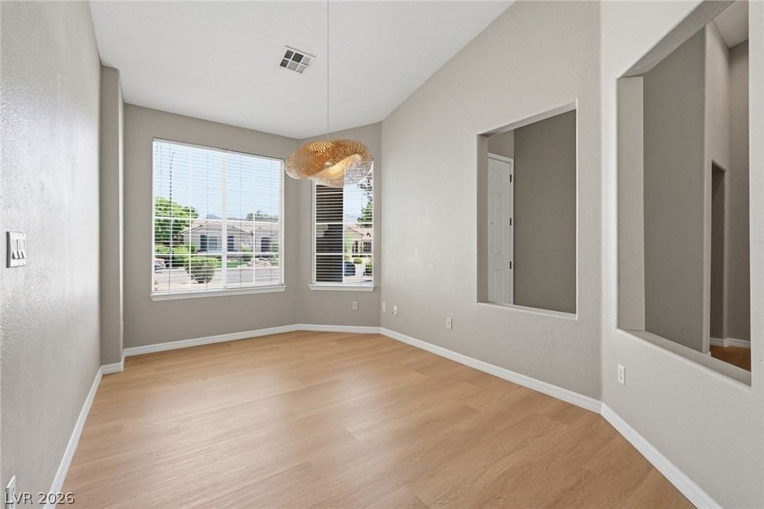 2245 Tedesca Dr - Photo 7 of 45