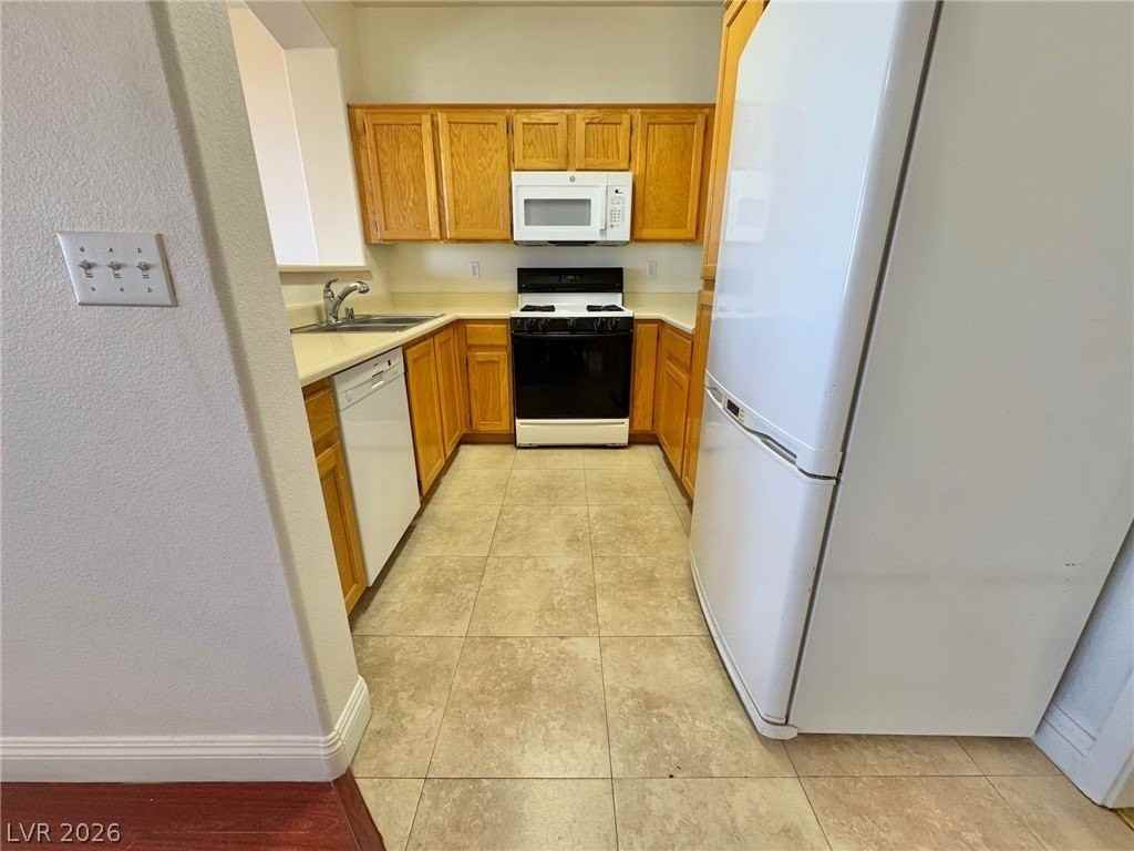 1249 Nevada Sky St - Photo 3 of 20