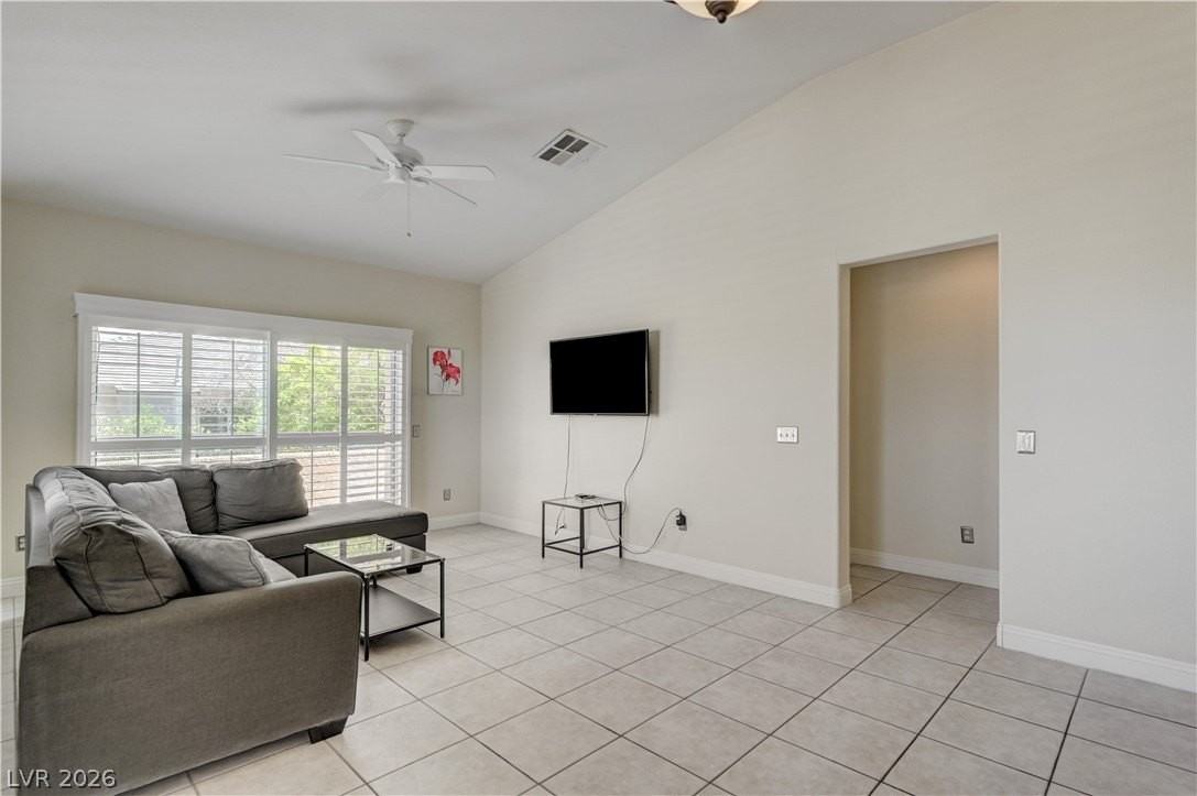 804 Peachy Canyon Cir #201 - Photo 6 of 38