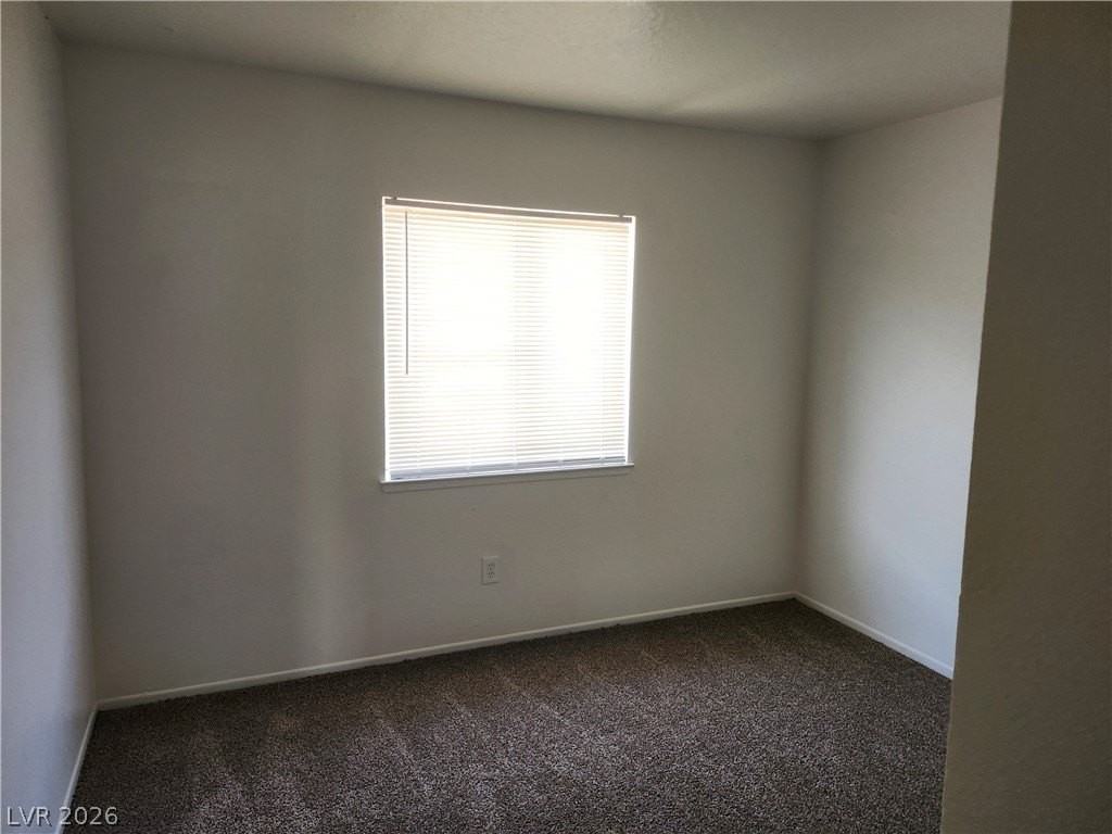 3437 E Cheyenne Ave #D - Photo 5 of 11