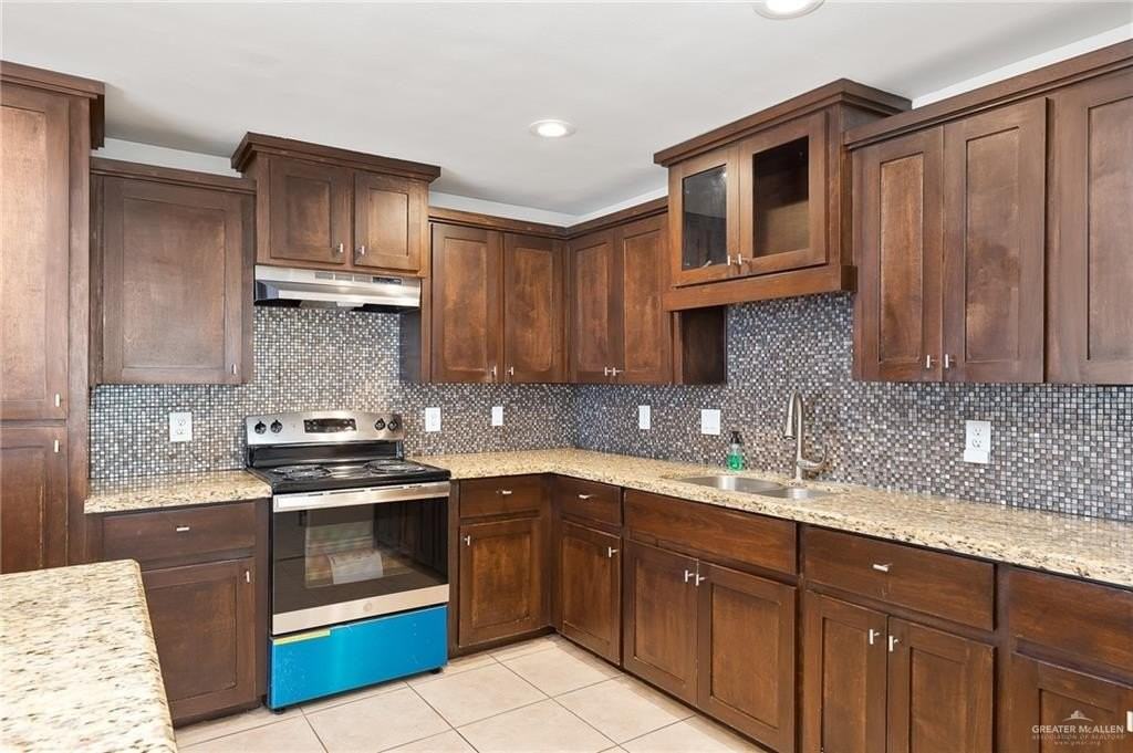 2716 N 27th Ln - Photo 6 of 15