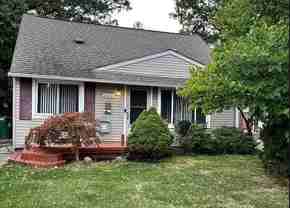 24235 Lexington Ave - Photo 1 of 1