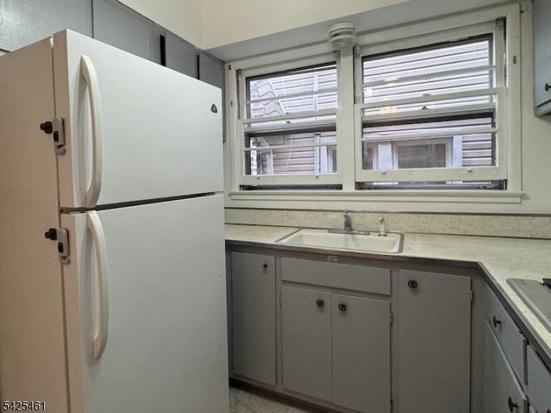 322 Franklin Ave #1 - Photo 5 of 15
