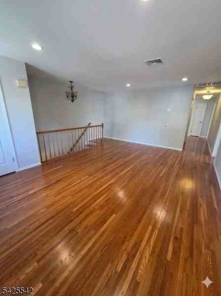 101 Bloomingdale Ave - Photo 3 of 15