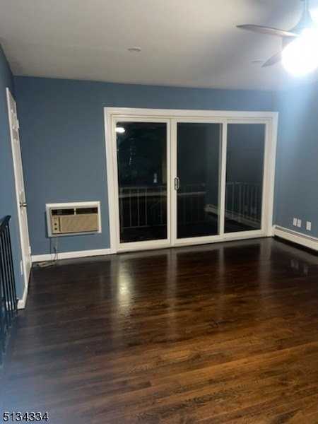 527 Andria Ave #222 - Photo 3 of 7