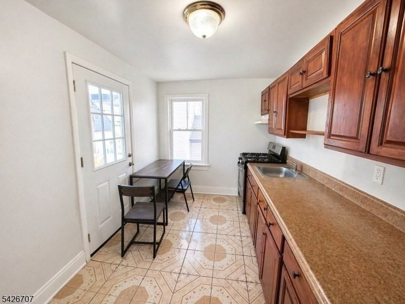 119 N 11th St #2 - Photo 3 of 4