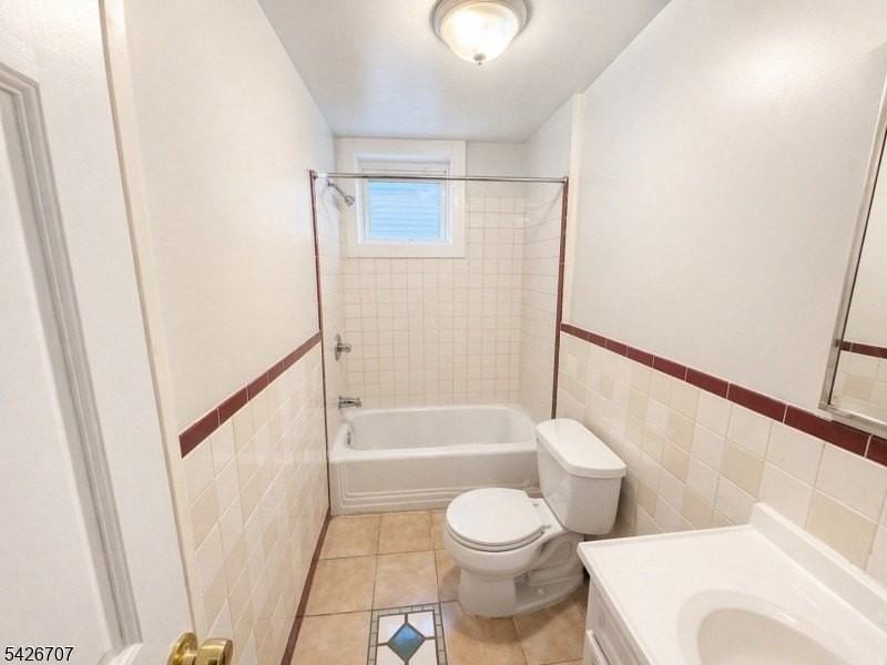 119 N 11th St #2 - Photo 4 of 4