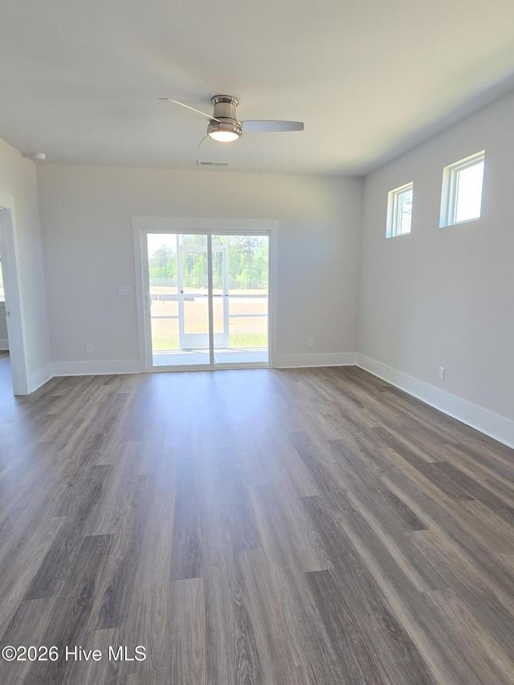 2235 Sweetspire St - Photo 2 of 22