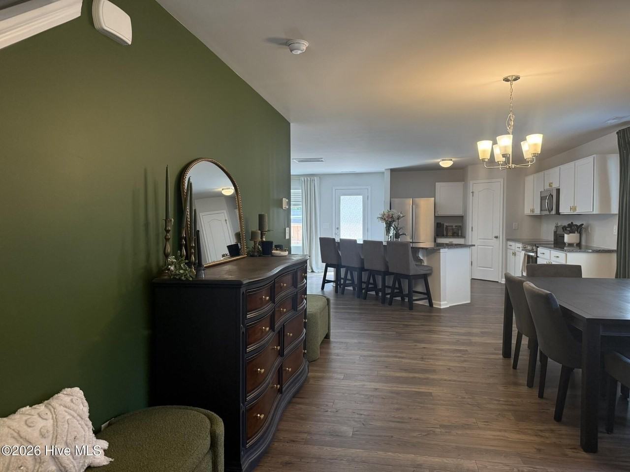 765 Conductor Ct - Photo 2 of 26