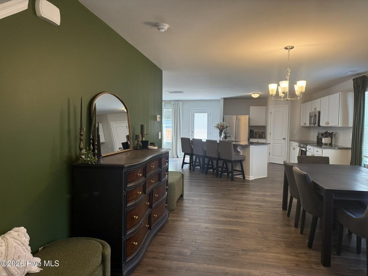 765 Conductor Ct - Photo 3 of 26