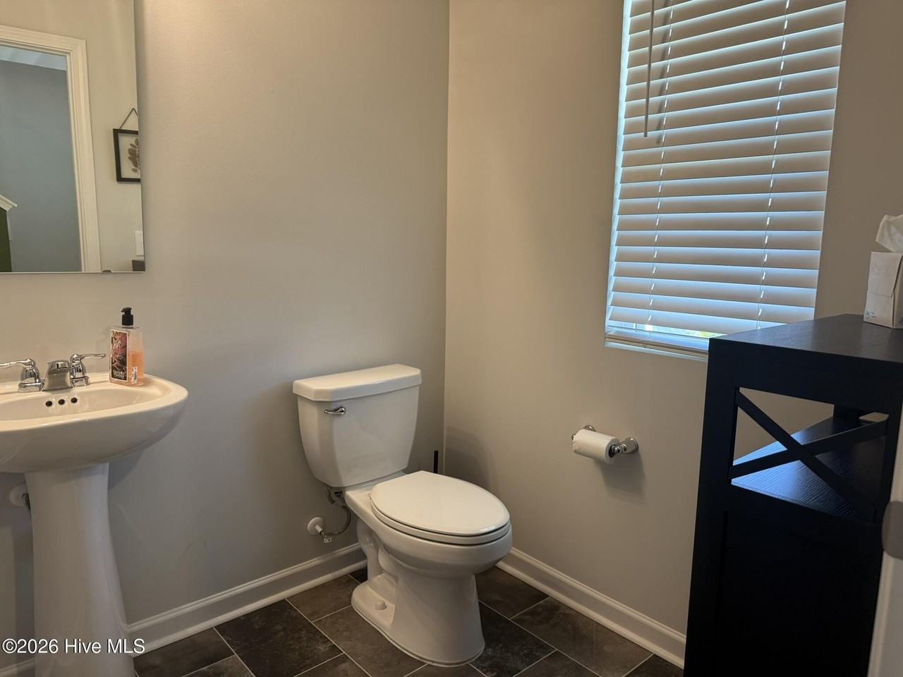 765 Conductor Ct - Photo 4 of 26