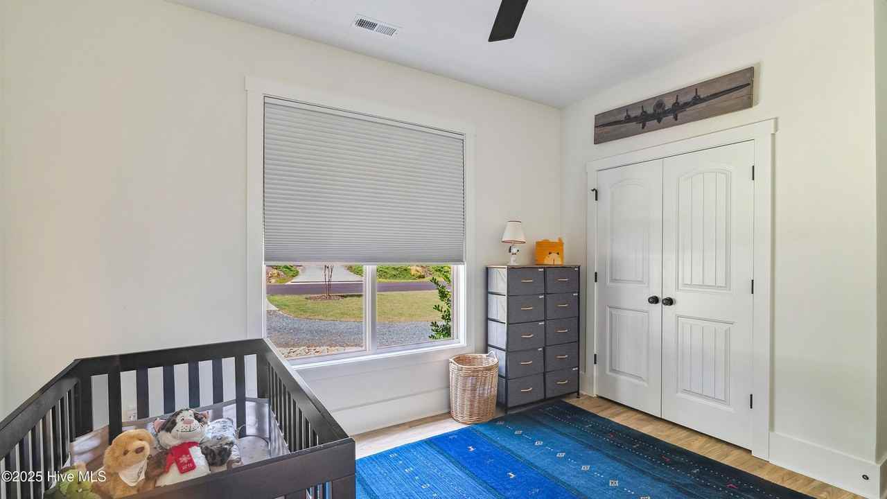 185 Canter Ln - Photo 5 of 35