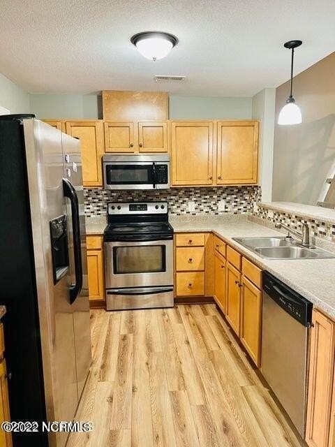 2200 Chavis Dr #B - Photo 3 of 10