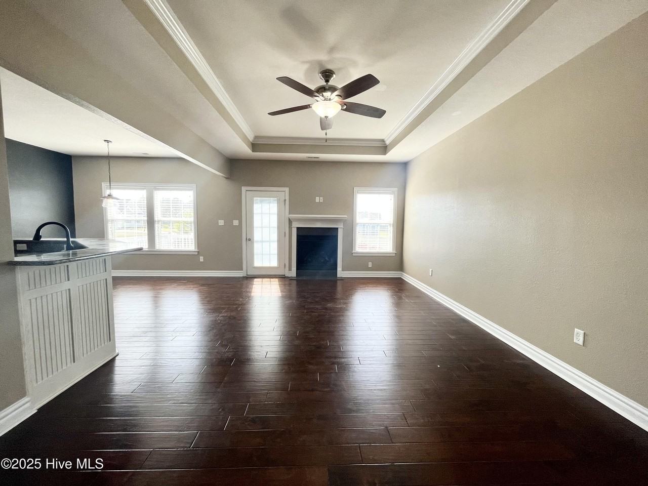 150 Travis Blvd - Photo 2 of 20