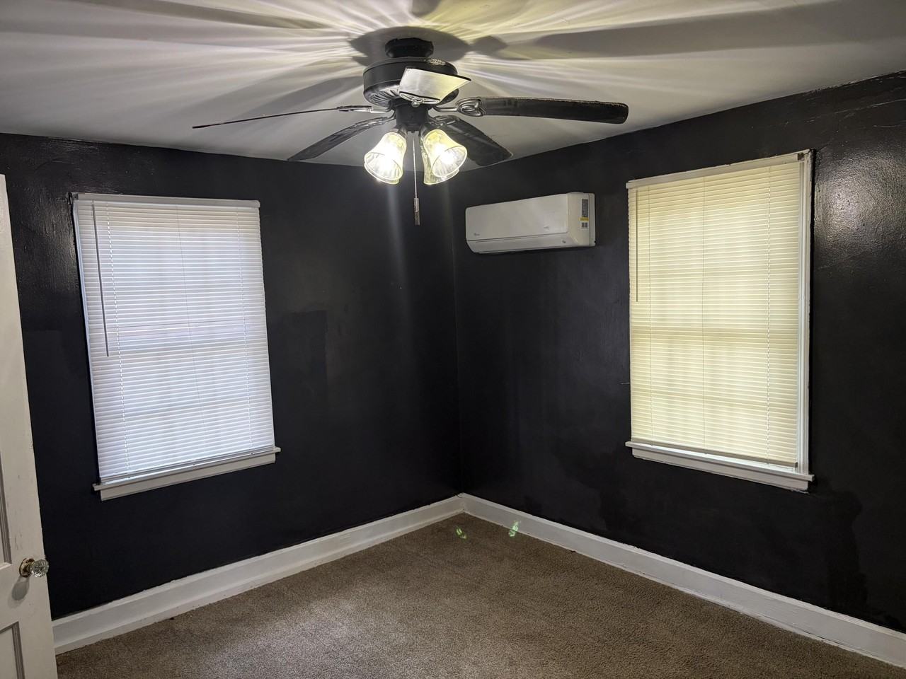 1912 Watkins St #1912 - Photo 4 of 6