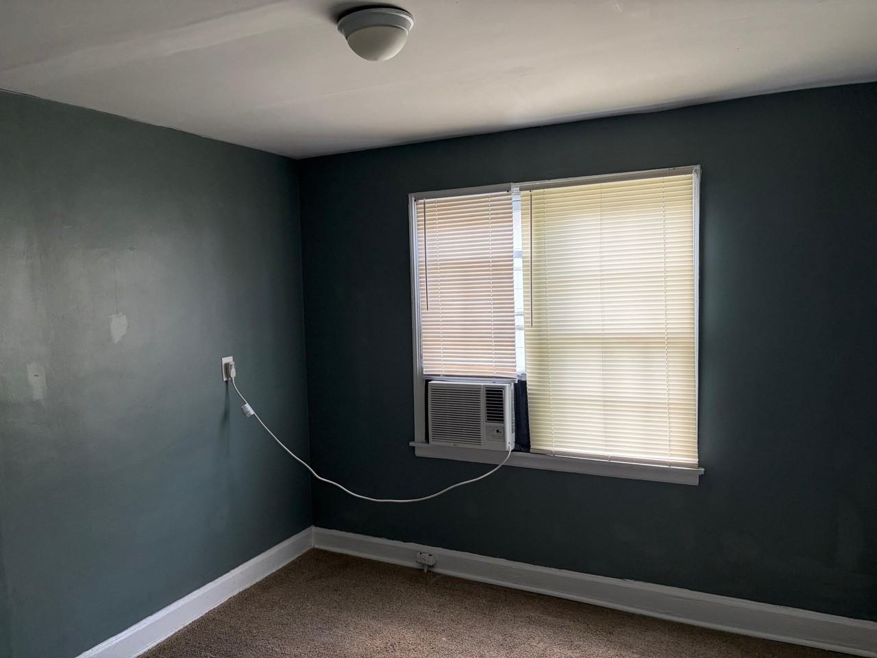 1912 Watkins St #1912 - Photo 5 of 6