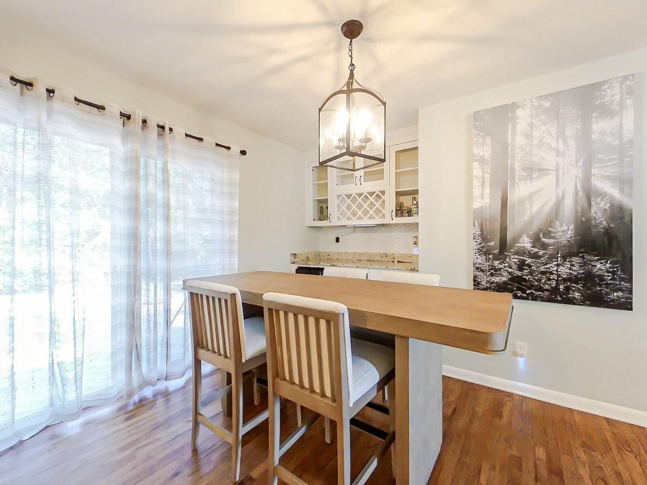 1117 Eisenhower Dr - Photo 6 of 23