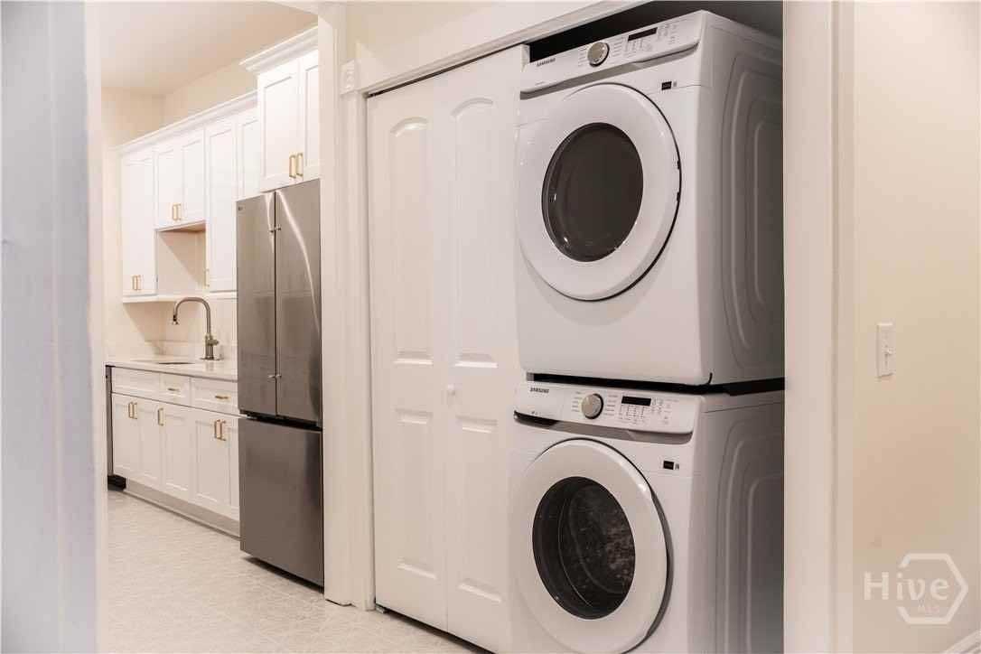 604 Habersham St #B - Photo 7 of 10