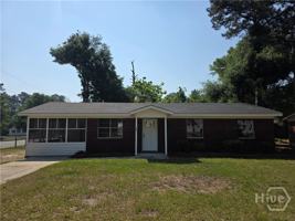 featured image of 309 E 3rd St