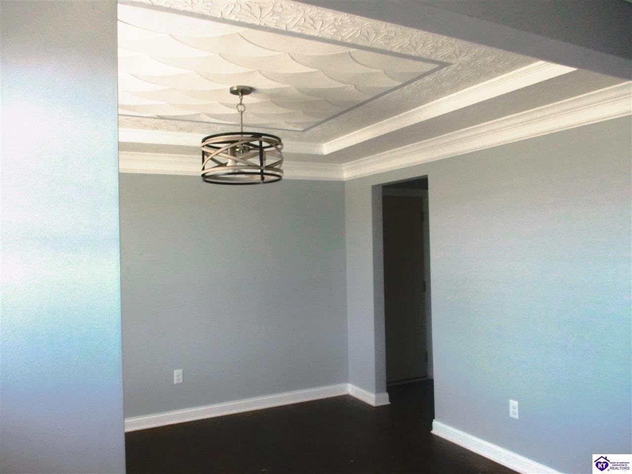 130 Diamond Ct - Photo 2 of 31