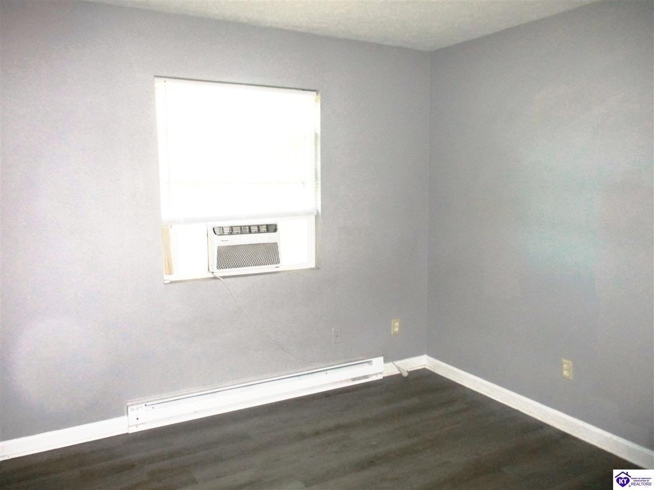 102 Front Nine Dr - Photo 6 of 9