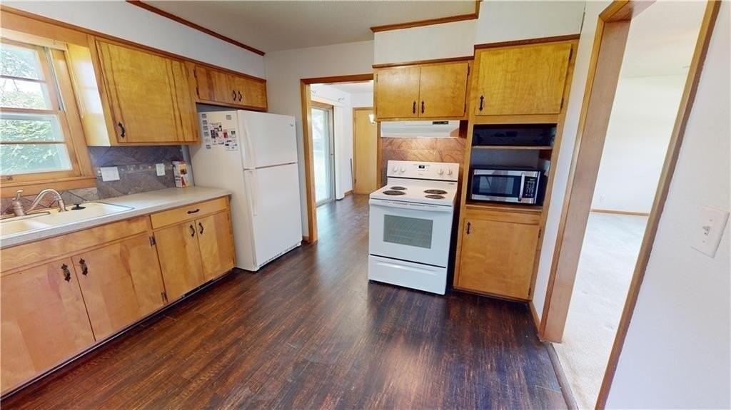 519 N Hoffman St - Photo 3 of 7