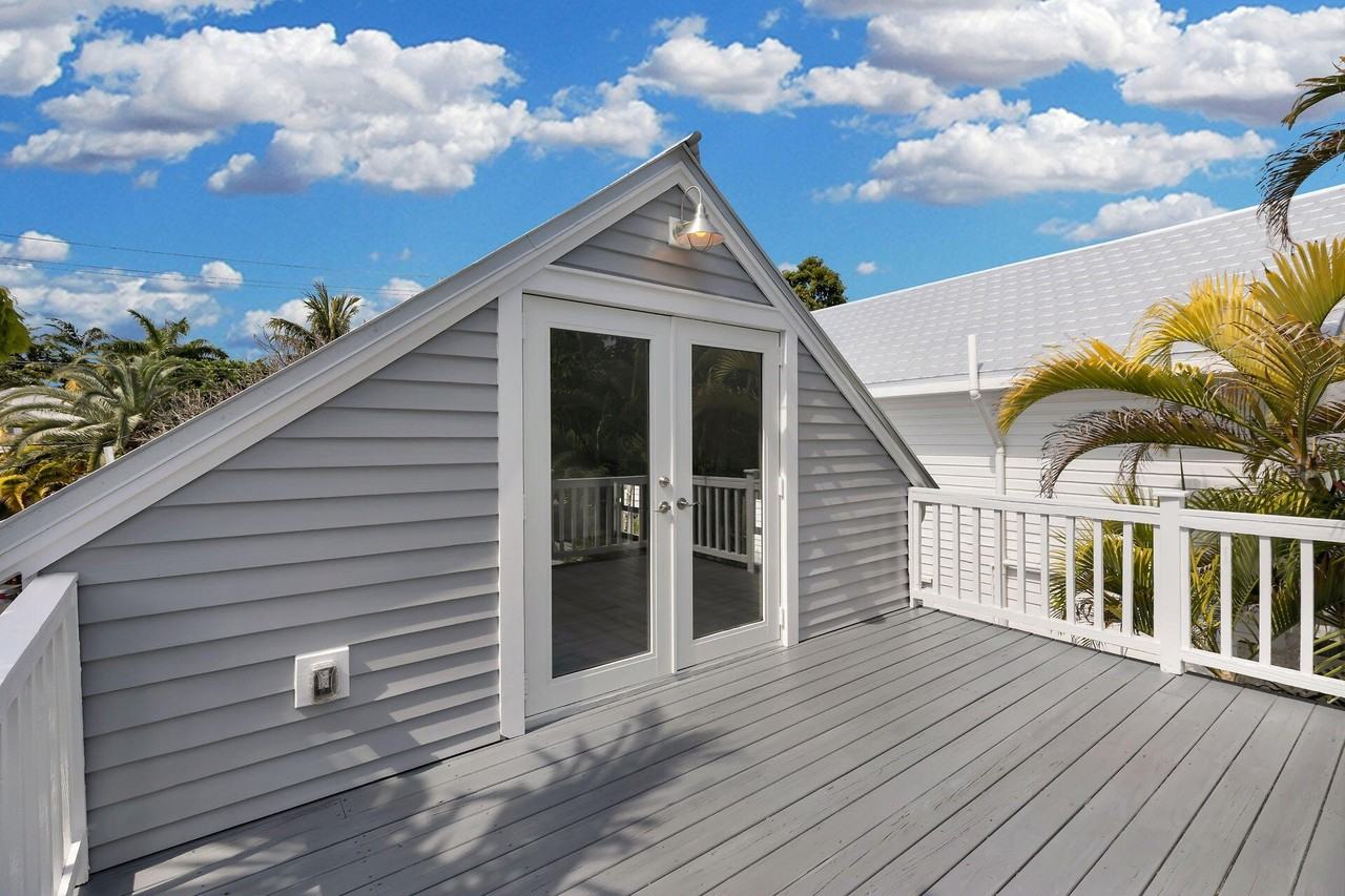 1420 Petronia St #2 - Photo 3 of 21