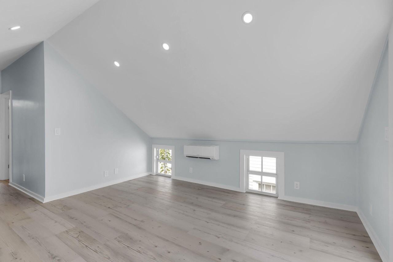 1420 Petronia St #2 - Photo 5 of 21