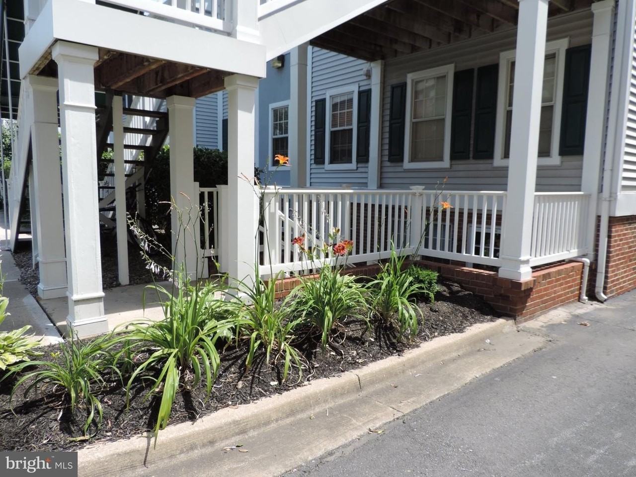4733 Bradley Blvd - Photo 2 of 11