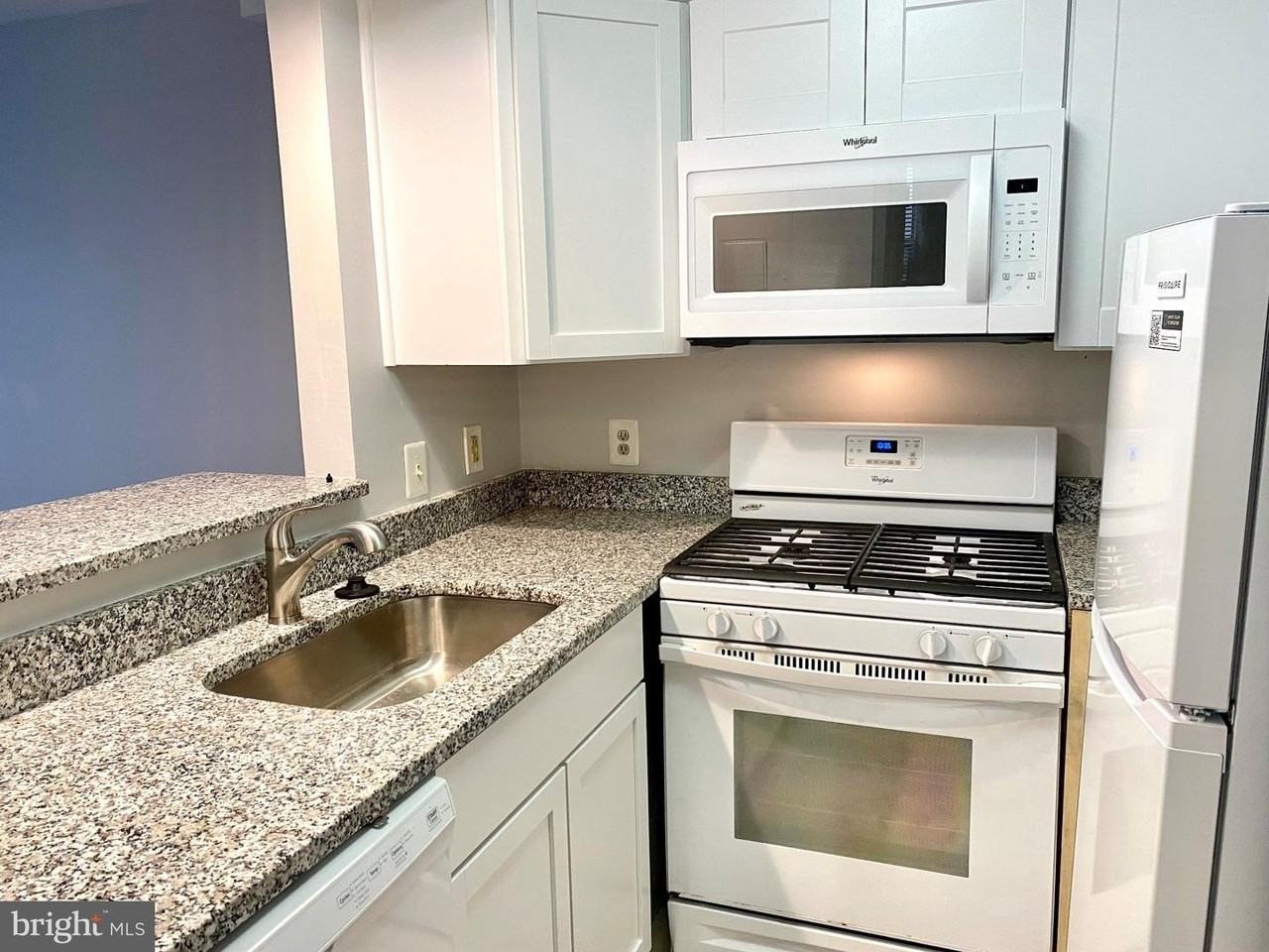 4733 Bradley Blvd - Photo 6 of 11