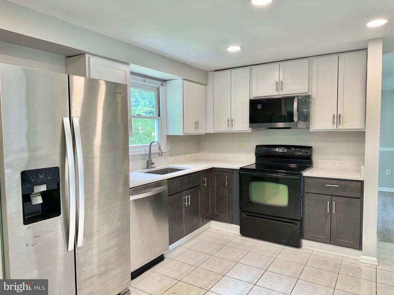 2 Cinnabar Ct - Photo 3 of 25