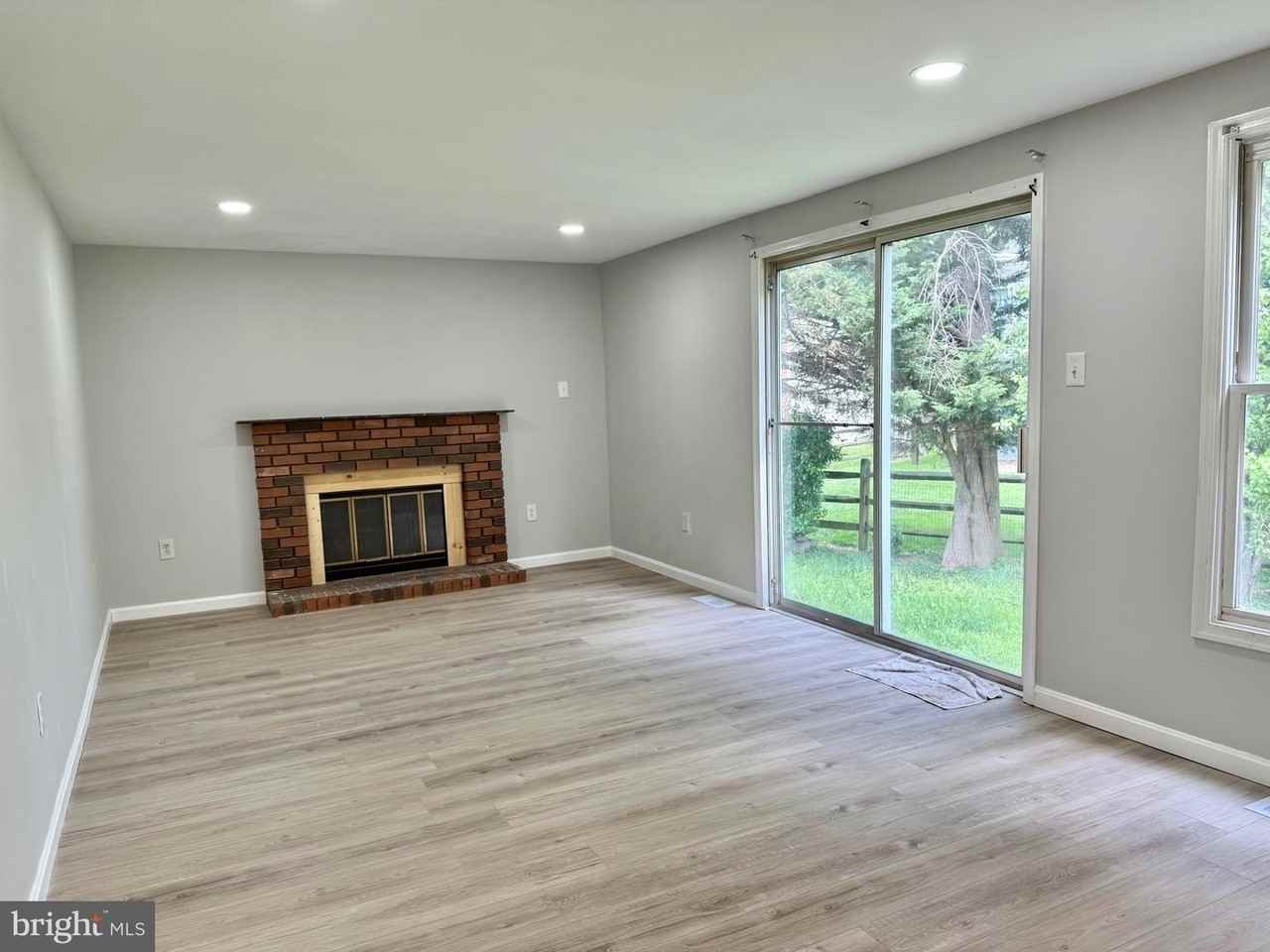 2 Cinnabar Ct - Photo 5 of 25