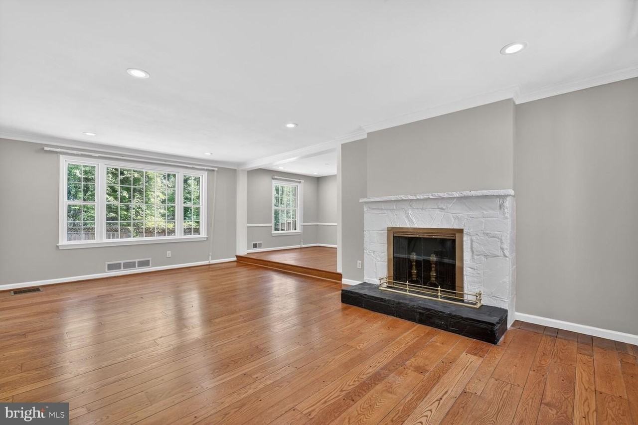 5109 Blue Ridge Ave - Photo 3 of 30