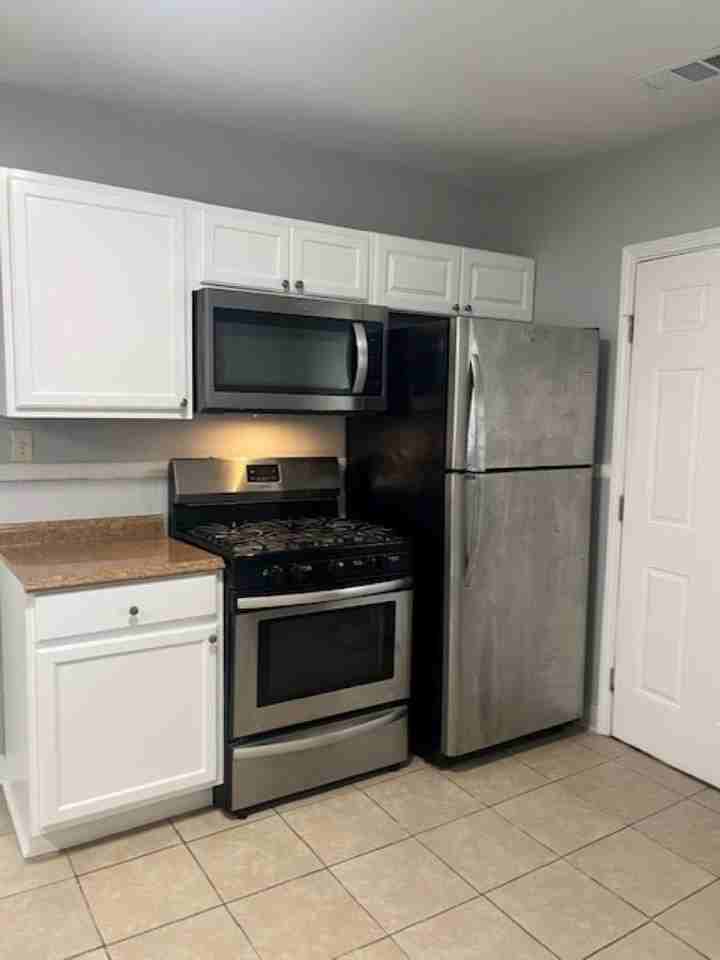 3764 Carnes Ave - Photo 5 of 15