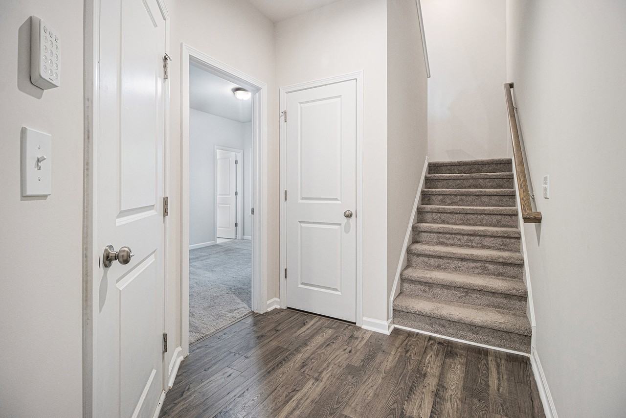 3497 Hidden Valley Cir #1 - Photo 4 of 24