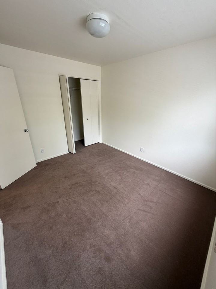 514 Nw 21st St #13 - Photo 5 of 13