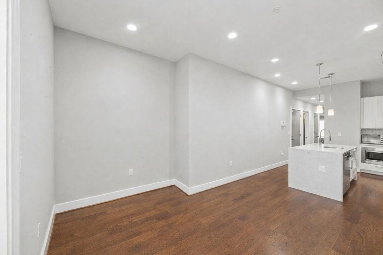 3525 14th St Nw - Photo 3 of 15